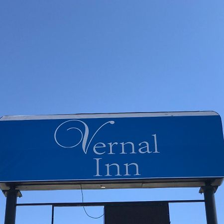 Days Inn By Wyndham Brawley Bagian luar foto